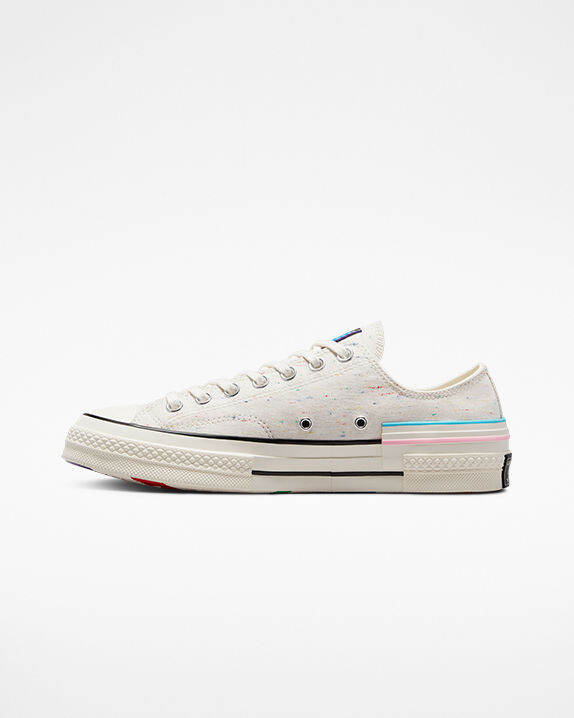 converse-รองเท้าผ้าใบ-sneaker-คอนเวิร์ส-chuck-70-pride-unisex-cream-a06030c-a06030cu3cmmc