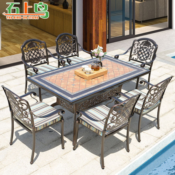 Outdoor cast aluminum table and chair furniture Outdoor table and chair