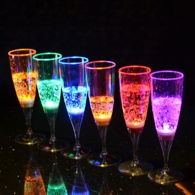 Led แว่นตาแชมเปญ Lightflasscup ถ้วยขลุ่ยกระพริบ Lighted พรรคค๊อกเทลขลุ่ยดื่มเรืองแสงถ้วยแต่งงาน