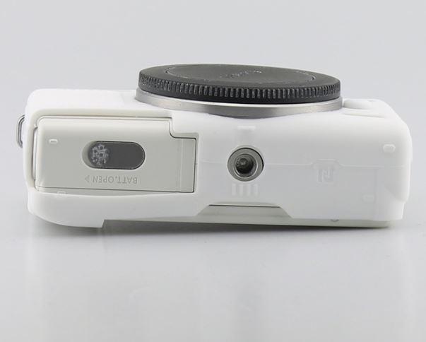 camera-case-silicone-canon-m100-white-2038