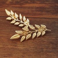 Original mens and womens shirts decorated with retro three-dimensional golden tree leaves wheat ear shirt brooch collar pin collar buckle collar clip female