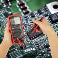 Ut139 มัลติมิเตอร์แบบดิจิตอล Electronic Amp Volt Ohm Voltage Meter มัลติมิเตอร์พร้อมการทดสอบ NCV และการวัดอุณหภูมิ True RMS จอแสดงผล LCD แสงพื้นหลัง (ไม่รวมแบตเตอรี่)