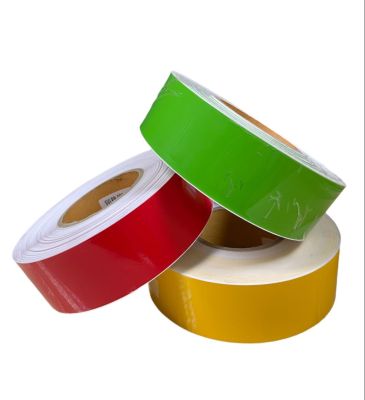 PVC Masking Tape Size 2 x 50M. **เทปตีเส้นพื้นสีล้วน** (เหลือง,แดง,เขียว) (สินค้าพร้อมส่ง)