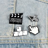 【CW】 Minimalism Label Pins Worker Brooches Movie Board Computer Enamel BackPack Pin Men Jewelry Badges Gifts