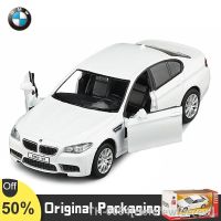 ☒ rfefefewfeerew MAKEDA-Alloy Diecast Car Model veículo pull-back coleção clássica presentes brinquedos para meninos porta aberta M5 Simulação 1:36