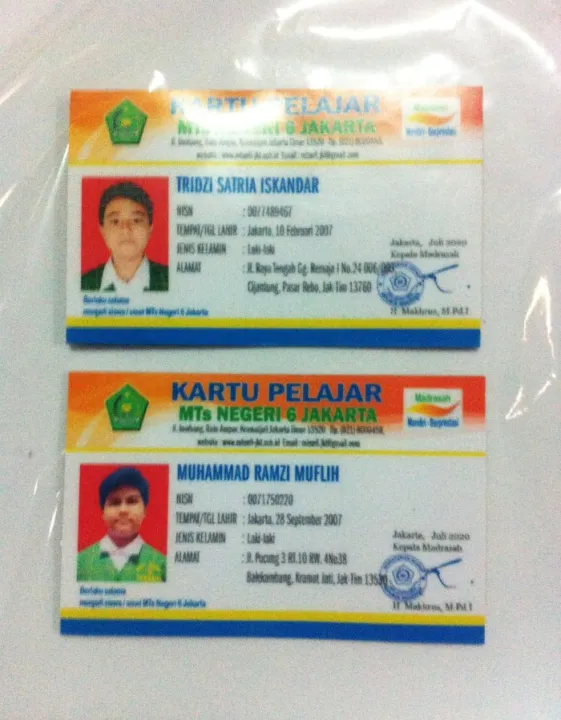 Cetak Kartu Nama / Kartu Pelajar 2 Sisi Bahan ID CARD Custom | Lazada ...