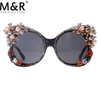 New Butterfly Shaped Womens Sunglasses Fashion Large Frame With Diamond Eyeglass Frame Punk Street Shoot Eyewear UV400 Gafas