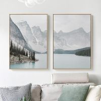 Mountain Lake Wall Art โปสเตอร์ผ้าใบ Nordic ภูมิทัศน์พิมพ์ Minimalist ตกแต่งภาพ Scandinavian Modern Living Room Decor