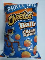 Cheetos Balls Cheese&amp;Bacon ชีส แอนด์ เบคอน บอลส์(ข้าวโพดอบกรอบ รสเนยแข็งและเบคอน) ตราซีโตส์ 190 กรัม
