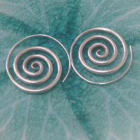 Thai design earrings pure silver Thai Karen hill tribe น่ารักทำจากมึอลวดลายเลขไทยตำหูเงินกระเหรี่ยงทำจากมือชาวเขางานฝีมือสวยของฝากที่มีคุณค่าเอกลักษ