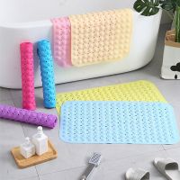 PVC Non-Slip Bathtub Mat Suction Cup Bath Shower Mat with Drain Hole Bathroom Mat Older Pregnant Woman Safe Bathing Pad Mats