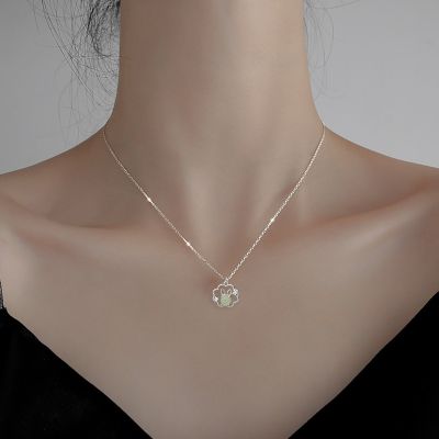 [Free ship] on the Xiangyun Clavicle