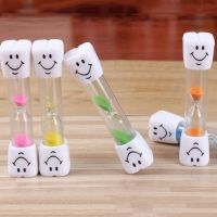 Smiling Face Hourglasses Children Kids Toothbrush Timer Sand Clock Egg Timers 3 Minutes/ 5 Minutes for Tea Cafe Reminder FC