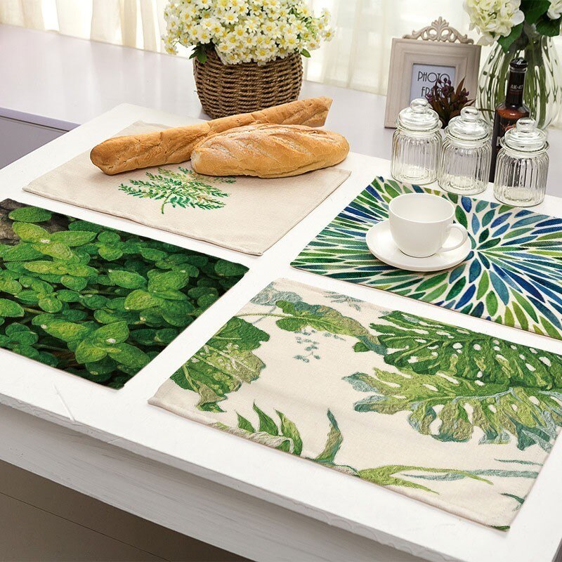 Green Leaf Print Placemat Dining Table Mat Dinner Plate Cutlery Pad Cushion 