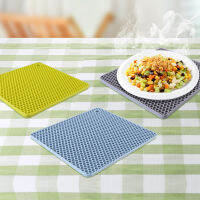 Nordic Thickened Dish Pot Mat Insulated Kitchen Household Pad Silicone Square