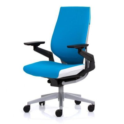 Modernform เก้าอี้ Steelcase ergonomic รุ่น Gesture พนักพิงกลาง แบบ Wrap  โครงเงิน หุ้มผ้าสีฟ้า เก้าอี้เพื่อสุขภาพ