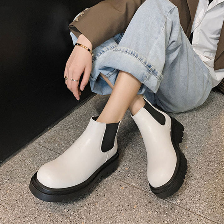 royallovers-ส่งจากไทย-รองเท้าหญิงสปอตรอบนิ้วเท้าสีขาวรองเท้าบูทดร-มาร์เทนบู๊ทส์ผู้หญิงใหม่รองเท้าบูทกลางแพลตฟอร์มเชลซีรองเท้าบูทเชลซี