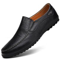 Genuine Leather Men Casual Shoes Breathable Soft Men Loafers Italian Brand Moccasins Slip on Black Driving Shoes Plus Size 37-47