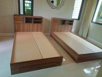 Furniture Word เตียงหัวตรง 3.5 ฟุต รุ่น BS 303 สไตล์โมเดิร์น   มีลิ้นชักเก็บของท้ายเตียง   มีช่องเก็บของหัวเตียง  ยอดนิยมขายดีอันดับ 1 ขนาด 115x219x92 ซม