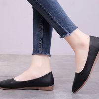 READY STOCK Kasut Formal Kulit Wanita Korean Style New Trend Comfortable Casual Soft Sandals Pointed Flat Women Shoes