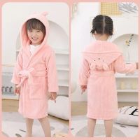 ✜❀✁ Childrens Bathrobe Absorbent Quick Drying Bath Towel Baby Soft Breathable Bathrobe Four Season Wearable Cartoon Hooded Bathrobe