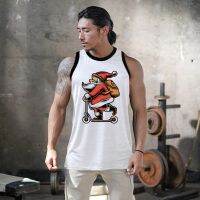 Muscule ซานตาพิมพ์เสื้อผ้าเพาะกายออกกำลังกายหนึ่งตัวถังผู้ชายตาข่ายคริสต์มาสแห้งเร็วยืดเสื้อยืดแขนกุด