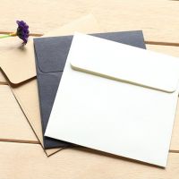 100Pcs 10x10cm Kraft Square Mini Blank Envelopes for Membership Card Small Greeting Card Storage Paper Envelopes Supplies