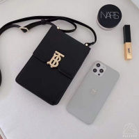 #กระเป๋าใส่โทรศัพท์ BBR V.2  สวยเก๋เท่ คลาสสิค จะซื้อใช้เอง หรือซื้อให้แฟน หรือซื้คู่กัน ก็สวยถูกใจเลยค่ะ .