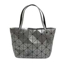 [BAOBAOIssey Miyake] Issey Miyake bag 2023 new geometric shoulder bag with rock bag diamond portable tote bag three-dimensional bag