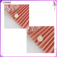 CHANG สีชมพู,สีขาวเคลือบโลหะผสมสังกะสีเครื่องประดับหัวใจสีทองดอกเบญจมาศดอกเดซี่ชุบทองห้อยเครื่องประดับอัญมณี