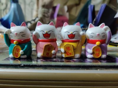 สินค้าใหม่ Lucky Cat แมวกวักมงคล แมวกวักญี่ปุ่น แมวกวักนำโชค แมวกวัก 4 ตัว 4 สี โมเดลแมวกวัก