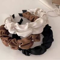 Vivienne Westwood High-end French retro elegant pearl pleated satin hairband simple and fashionable light luxury high skull pressure hairband hairpin for women