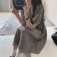 Female Simple V-Neck Plaid Loose Half-Sleeved Mid-Length Dress