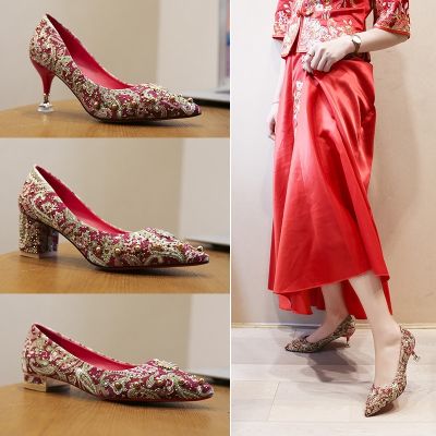 ▨ รองเท้าส้นสูงสไตล์จีนสีแดงสำหรับผู้หญิง