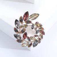 【YF】 Exquisite high-end glass crystal wheat ear wreath brooch Womens suit accessories temperament corsage