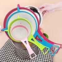 New 4Pcs Plastic Fine Mesh Filter Colander Soy Milk Sieve Flour Sieve with Handle Juice and Tea Filter Kitchen Tool Colanders Food Strainers