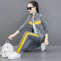 Fashion Print Tracksuit 3 Piece Sets Women Outfit Casual Stand Zip Up Jacket + T-Shirt + Pants Spring new Jogging Sweatsuit 2021