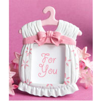 Hot 1pc Kawaii Pink Baby Dress Shape Synthetic Resin Photo Frame Kids Birthday Shower Decor Mini Photo Frame