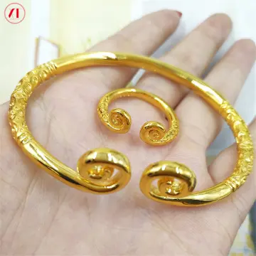 Gold bracelet with hot sale ring design