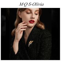 M·Q·S-Olivia   เข็มกลัดข้าวสาลี เข็มกลัดคริสตัล  ประดับไข่มุก และพลอยเทียม ป้องกันแสงสะท้อน เครื่องประดับ สําหรับผู้หญิง