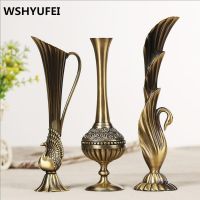 Brass vintage peacock vase metal alloy gold bronze small vase modern table creative home wedding decoration vase