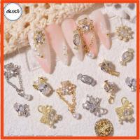 DANCH คุณภาพสูงสุด ทำเล็บคริสตัล 3D ตกแต่ง Charms จี้ โบว์หมี Nail Art Diamond