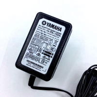 Original-ใหม่เอี่ยม YAMAHA Yamaha ออร์แกนไฟฟ้า PA-150A ตัวแปลงอะแดปเตอร์ไฟคอนเน็คเตอร์ DVD เปียโนไฟฟ้าชาร์จใหม่