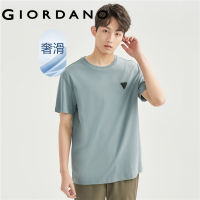 GIORDANO ผู้ชาย เสื้อยืดคอกลมแขนสั้น ผ้าฝ้ายถักหรูหราสัมผัสแสตมป์ยาง Free Shipping 01023392