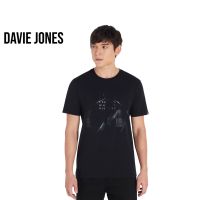 DAVIE JONES เสื้อยืดพิมพ์ลาย สีดำ ทรง Regular Fit Graphic Print T-Shirt in navy TB0216BK