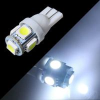 อ่านหลอดไฟ LED คุณภาพสูงสีขาว5 SMD 5050 T10สำหรับตกแต่งภายในรถยนต์