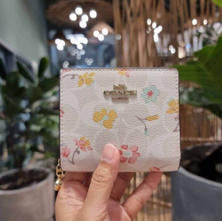 Original Coach Snap Wallet In Signature Canvas With Mystical Floral