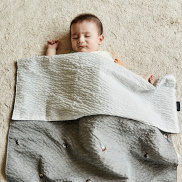Chăn đắp chất liệu vải nhăn thoáng mát cho bé Rototo bebe Kích thước