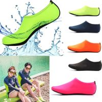 Water Shoes Swimming Diving Socks Summer Aqua Beach Sandal Flat Shoe Seaside Non-Slip Sneakers Socks Slipper Shoes for Men Women House Slippers