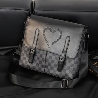 [COD] New light business shoulder bag classic plaid postman ipad trip Messenger